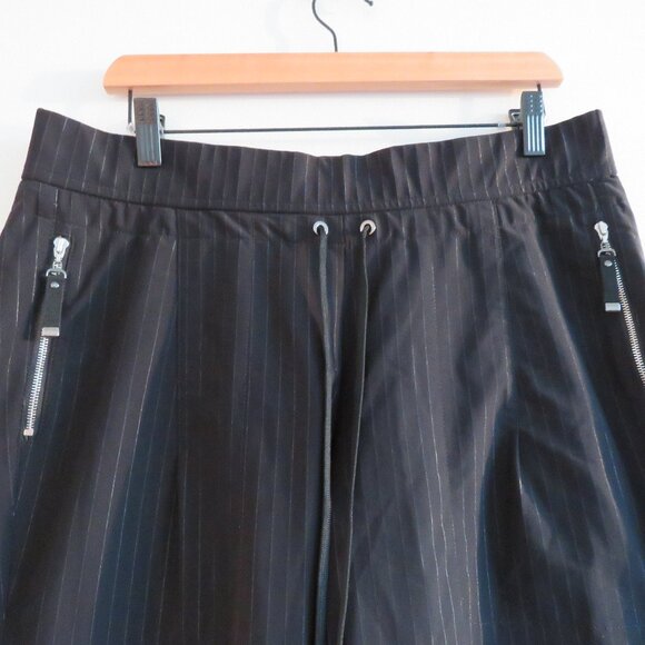 RAFFAELLO ROSSI Candy Pants in Black Pinstripe Travel Lounge Athleisure Sz 14 - Picture 4 of 13